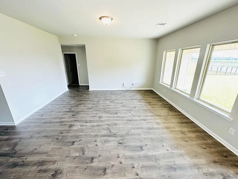 3219 Ivy Lake Dr — Photo 6