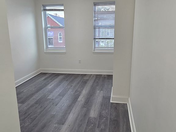 5th image of 1517 N Fulton Ave