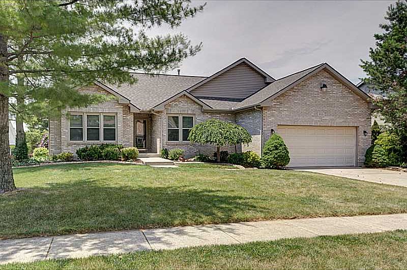 1st image of 935 Winston Ln