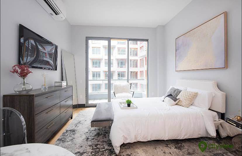 1st image of 10 Montieth St APT 345