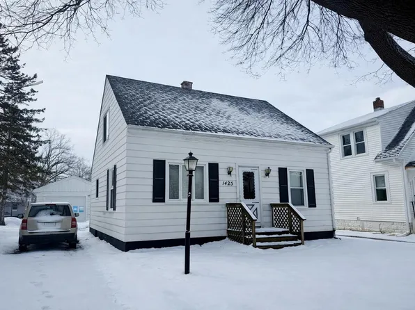 1425 Lawndale AVENUE, Mount Pleasant, WI 53403