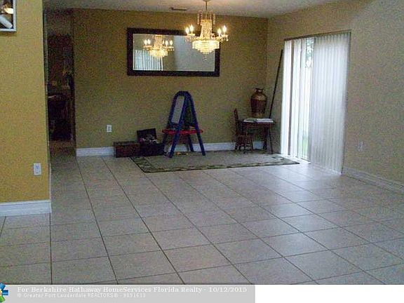 4th image of 13854 NW 22nd Ct