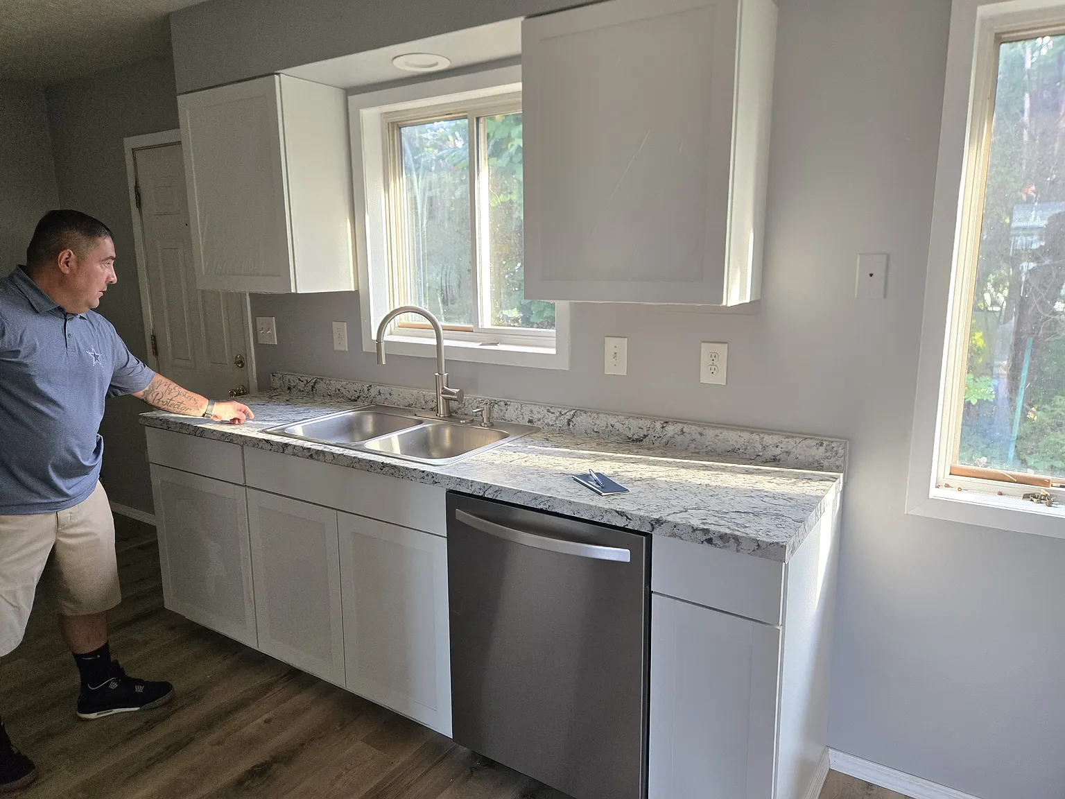 2 bed, 700 sqft, $1,745 — Photo 2
