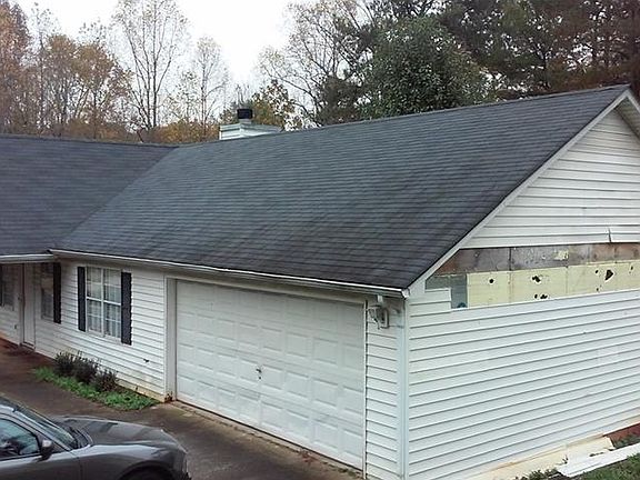 4th image of 380 E Country Woods Dr
