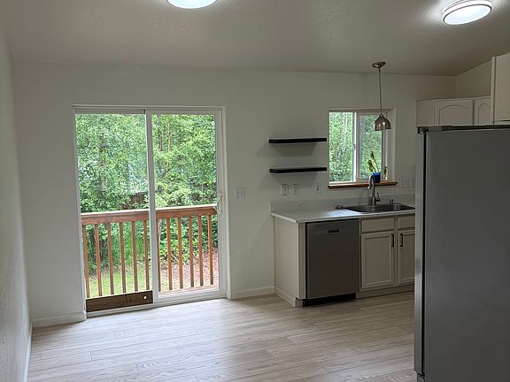 4th image of 5183 S Westminster Ct