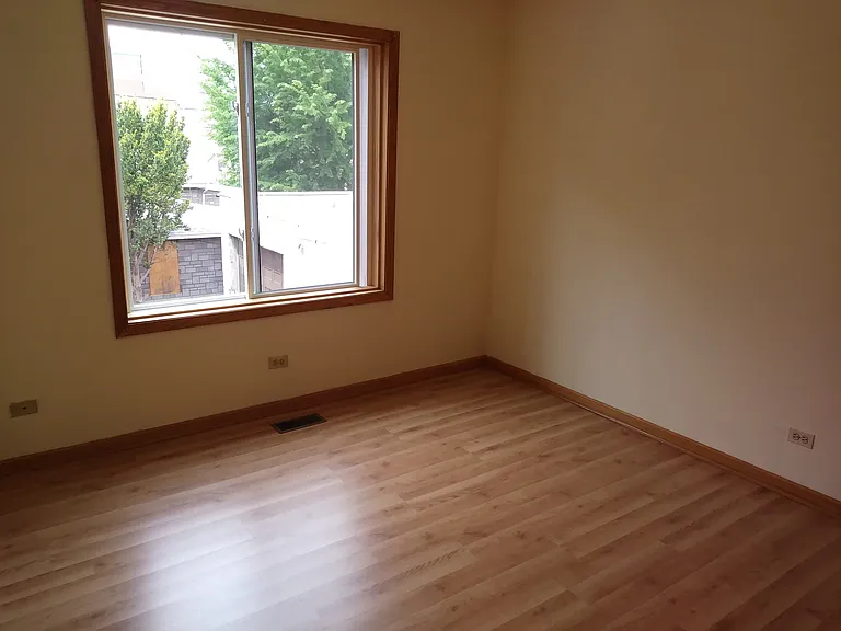 5806 N Napoleon Ave #1 — Photo 10