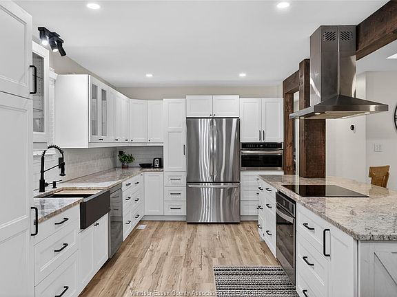 4th image of 8492 Jerome St