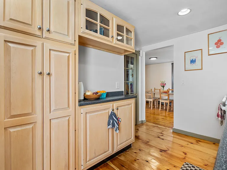 9 Hodges Ct #2 — Photo 4
