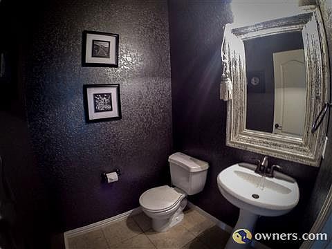 1st Floor Bathroom
