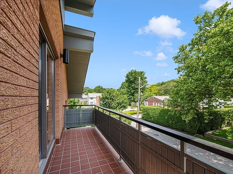 14 Maxcy Dr — Photo 21