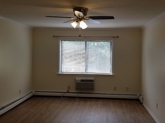 5th image of 235 Henry Ave Unit 12I