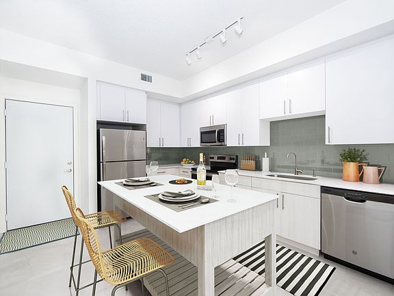 The MID Apartment Residences Apartment Rentals - Lake Worth, FL | Zillow