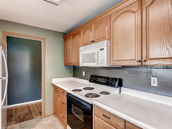 Lots of Counter Space!