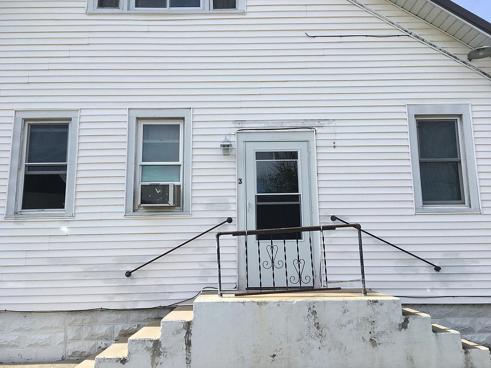 Entrance in back of building