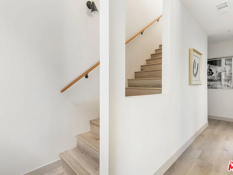 173 1/2 S Avenue 57 — Photo 12