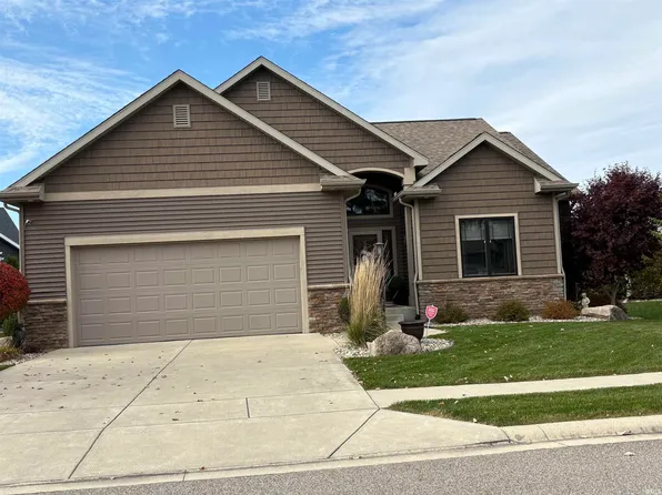 2005 Timberstone Dr E, Elkhart, IN 46514