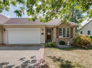 321 Hartcourt Ave, Jerseyville, IL 62052
