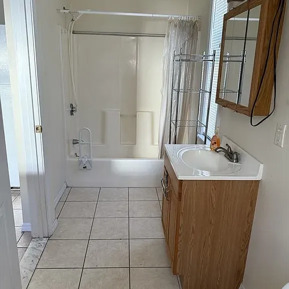 66 Cottage St #1 — Photo 1