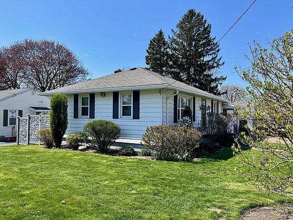 2nd image of 2936 Rudolph Ave