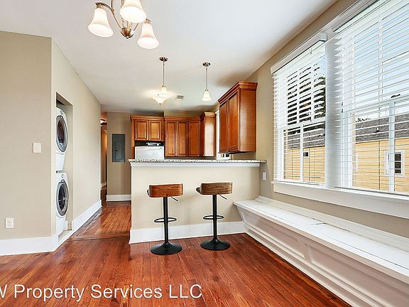 4th image of 3114 Taylor St