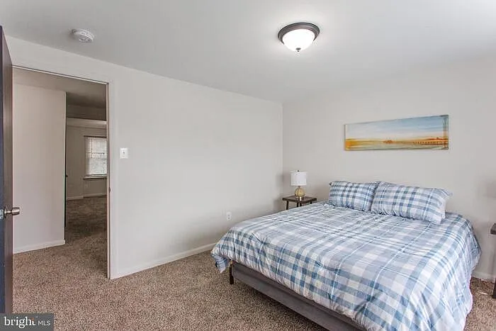 8593 Pioneer Dr — Photo 11