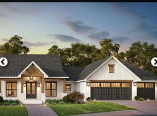 303 Crystal Valley Rd, Clever, MO 65631