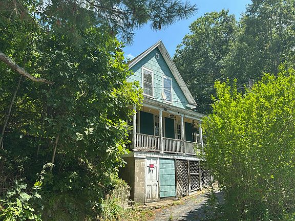 2nd image of 282 Hubbardston Rd