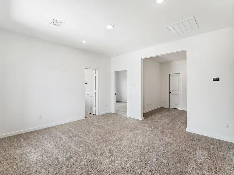 29751 Bur Creek Ln — Photo 32