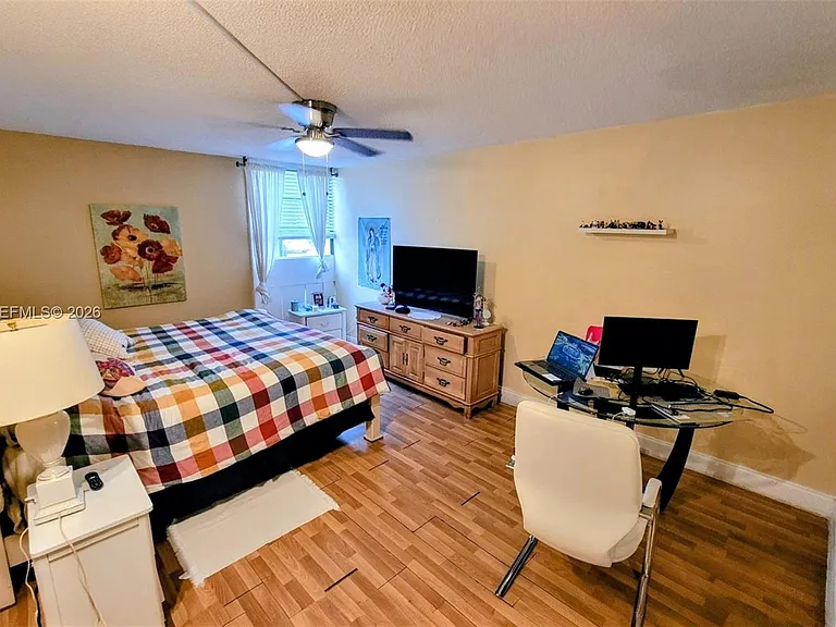 3101 N Country Club Dr #101 — Photo 5