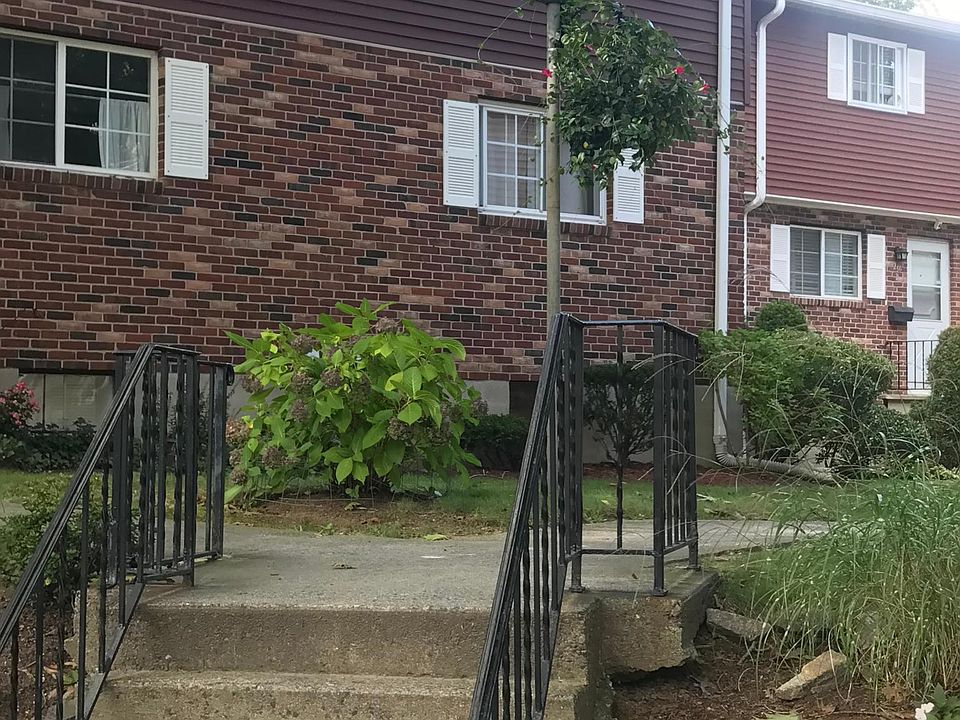Exterior Unit Steps