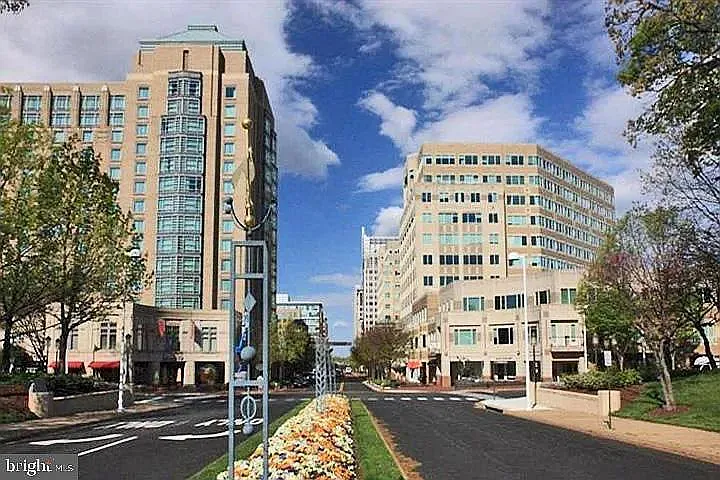 Reston Town Center 5 minute dr
