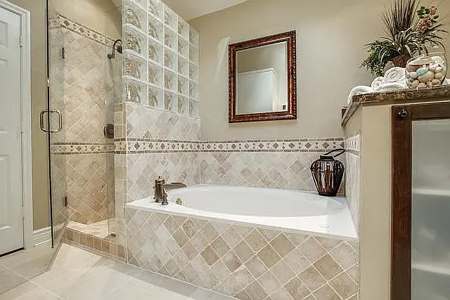543 Village Green Dr — Photo 6