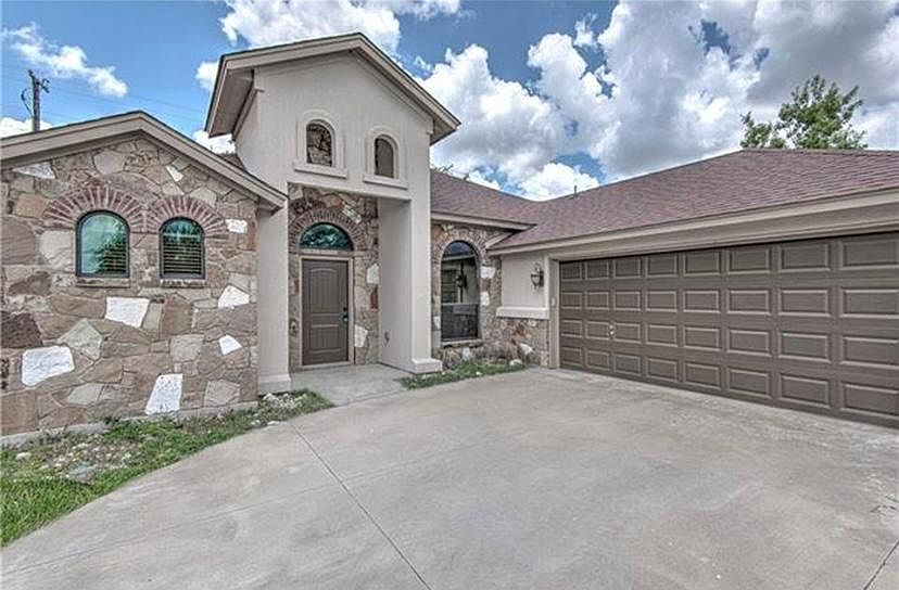 1st image of 7107 Andalucia Ln