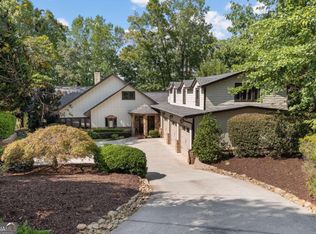 5966 Nachoochee Trl, Flowery Branch, GA 30542