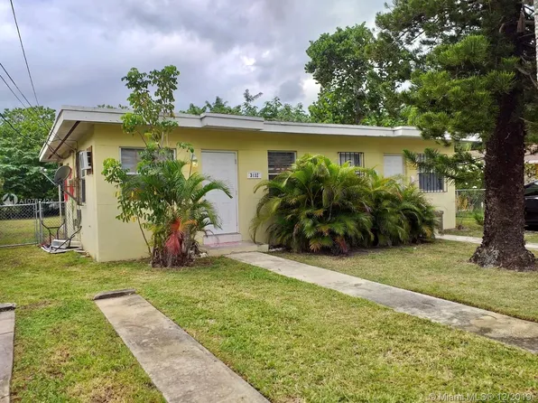 3130 Plaza St, Miami, FL 33133