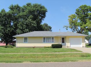 103 N Colorado St, Leonardville, KS 66449