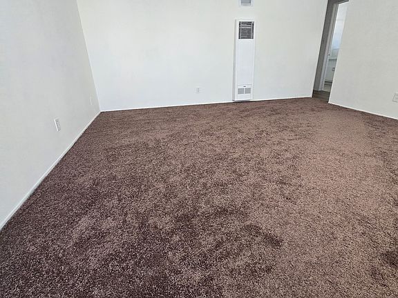 2nd image of 15758 1/2 Ryon Ave #15758