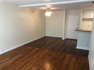 21800 Schoenborn St, Canoga Park, CA 91304