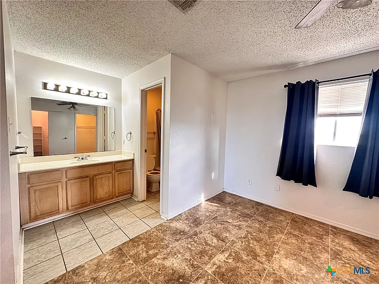 158 Stockmen Ln #180 — Photo 9