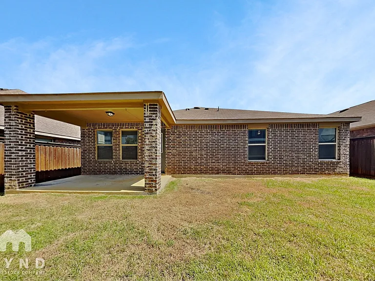 2436 Dolostone Dr — Photo 17