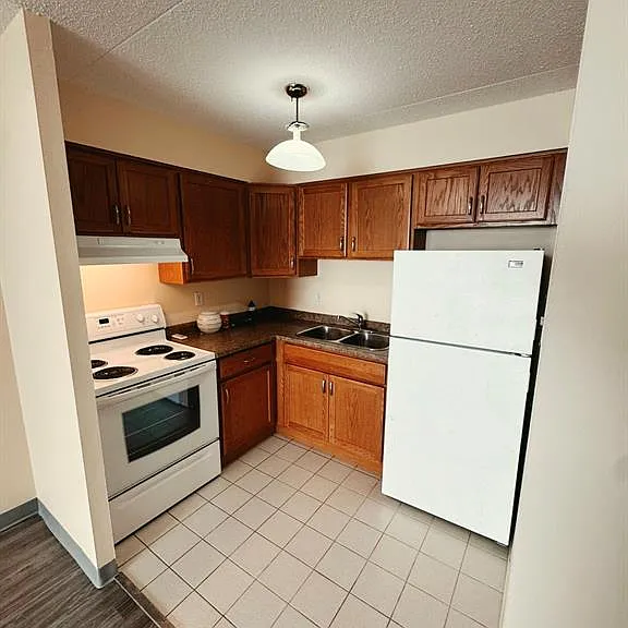 150 Park St W #2706 — Photo 14
