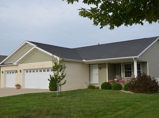 1710 Whitmer Ct, Bloomington, IL 61704