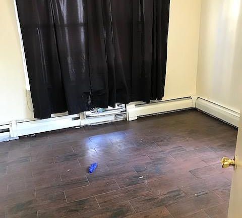 5th image of 1125 Croes Ave #1