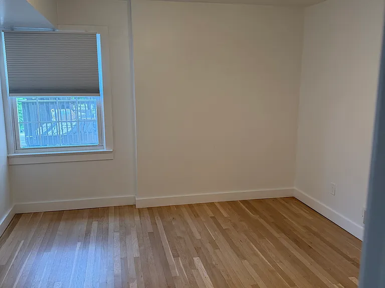 17 Dartmouth Ave #2A — Photo 9
