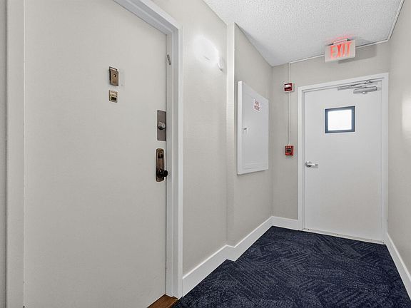 2nd image of 2500 NE 135TH Street #C1011