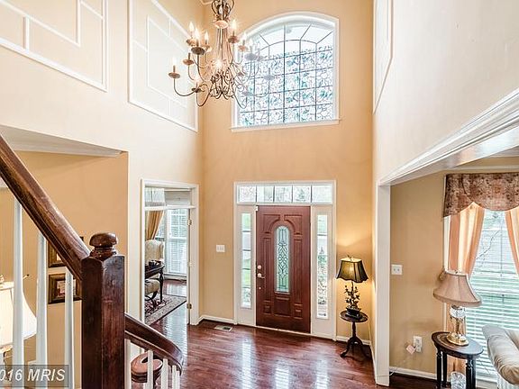 4th image of 620 Pineview Ct