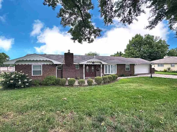 1612 Trio Ln, Ponca City, OK 74604