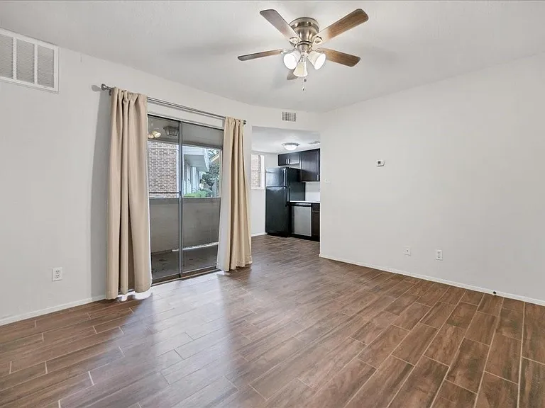 2500 Burleson Rd #609 — Photo 12