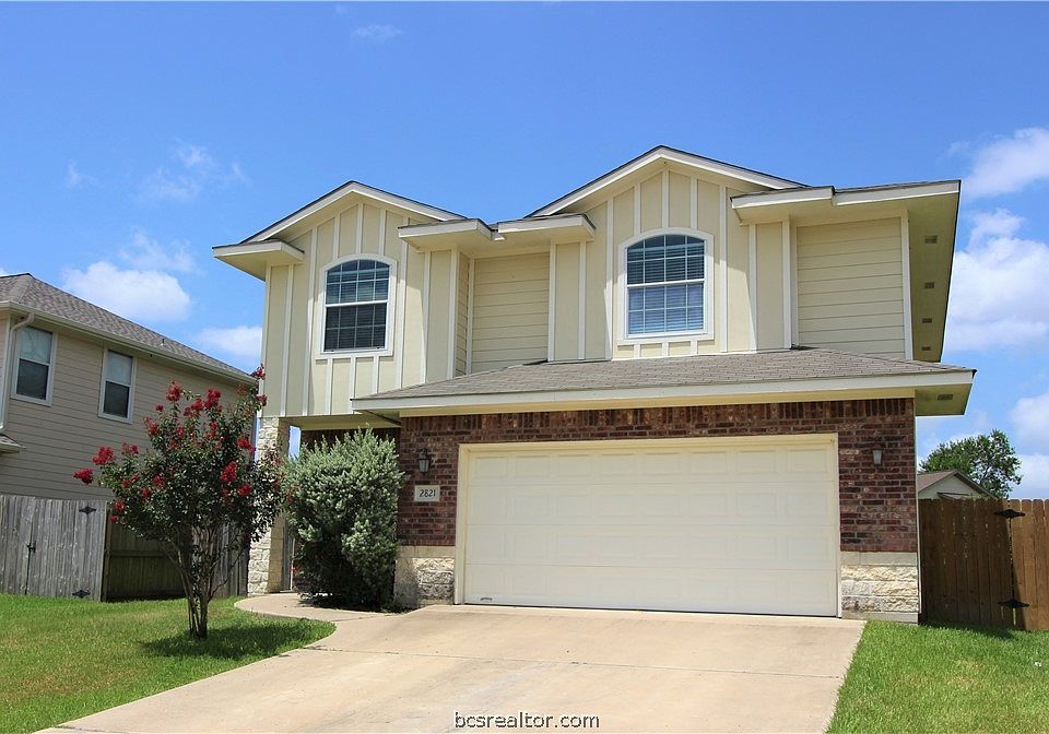 1st image of 2821 Horseback Dr