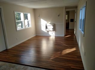 204 3rd St, Elko, GA 31025